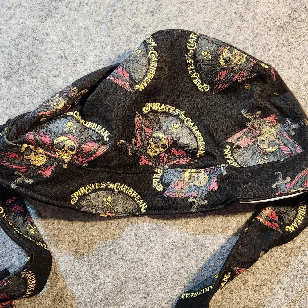Disney Pirates of the Caribbean‎ Youth Skull Bandana Hat Disneyland Resort Black